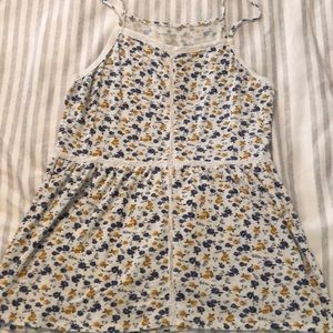 American Eagle floral tank. Size small.